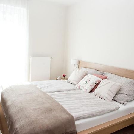 Liszt Apartman Győr Buitenkant foto