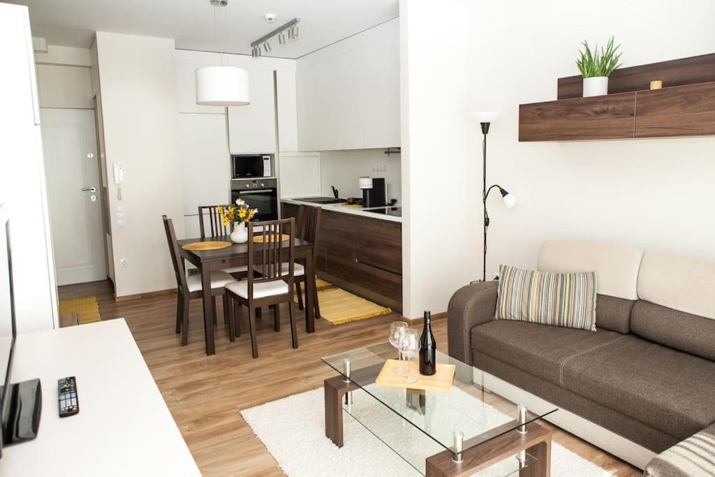 Liszt Apartman Győr Buitenkant foto